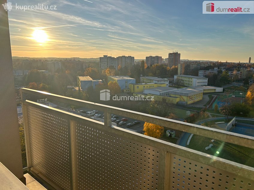 Pronájem bytu 2+1 61 m^2 Seifertova, Kolín 