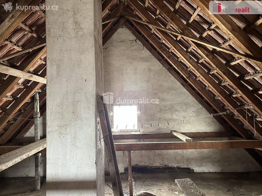 Prodej  rodinného domu 200 m^2 Přísecká, Dolní Kralovice 