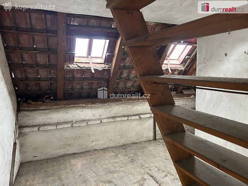 Prodej  rodinného domu 200 m^2 Přísecká, Dolní Kralovice 