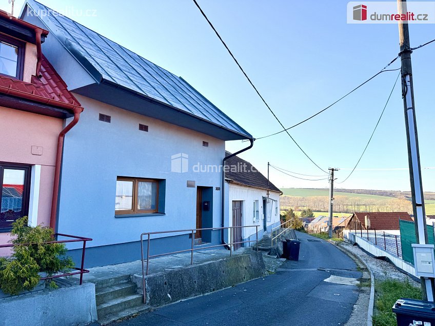 Prodej  rodinného domu 95 m^2 Bánov, Bánov 