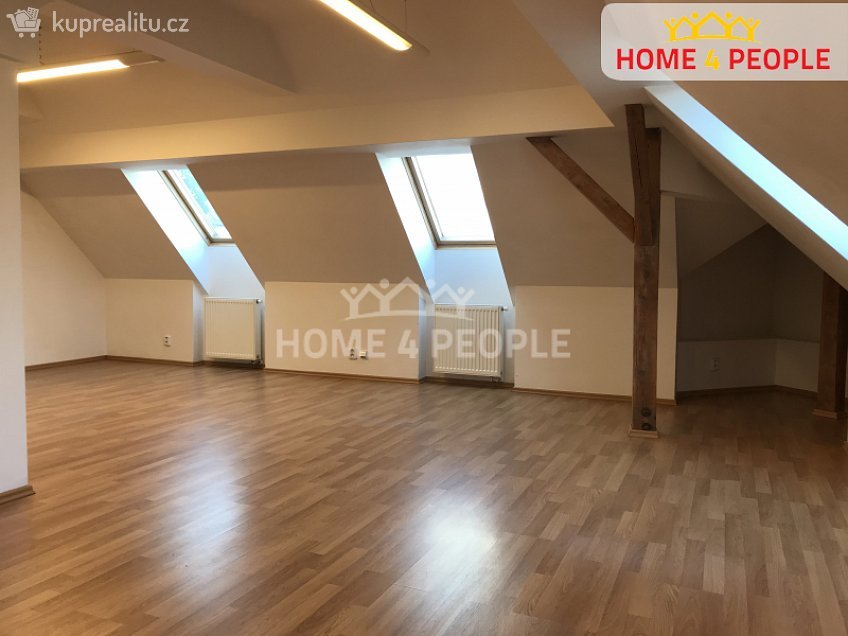 Pronájem  kanceláře 140 m^2 Tůmova, Praha 5 