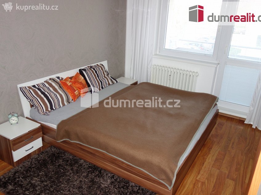 Pronájem bytu 2+1 56 m^2 Budovatelská, Břeclav 