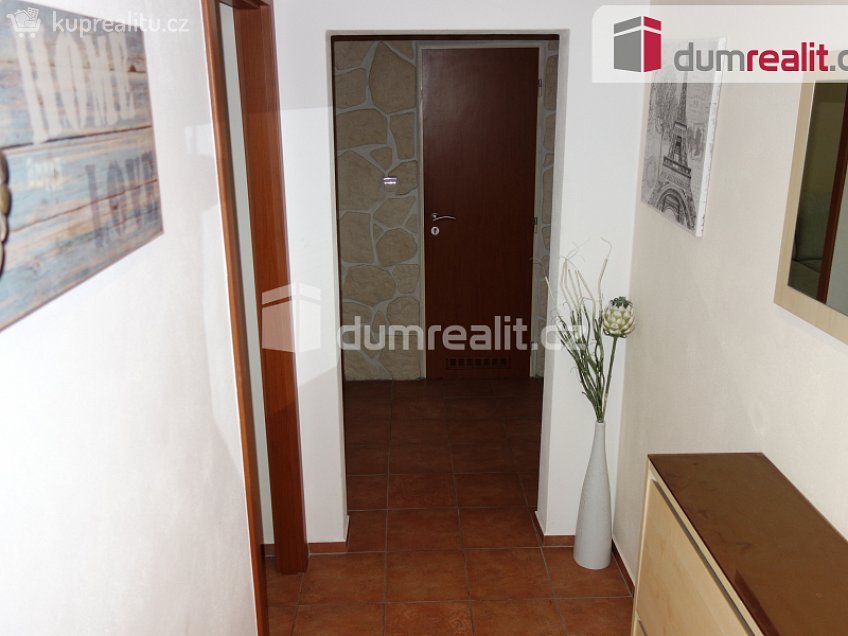 Pronájem bytu 2+1 56 m^2 Budovatelská, Břeclav 