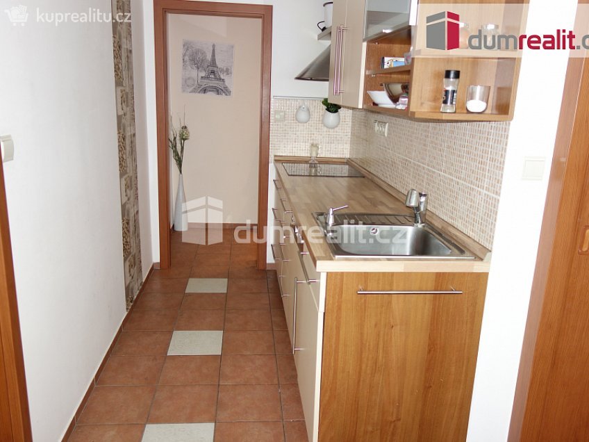 Pronájem bytu 2+1 56 m^2 Budovatelská, Břeclav 