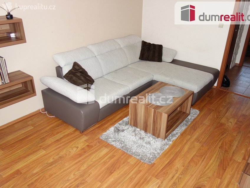 Pronájem bytu 2+1 56 m^2 Budovatelská, Břeclav 