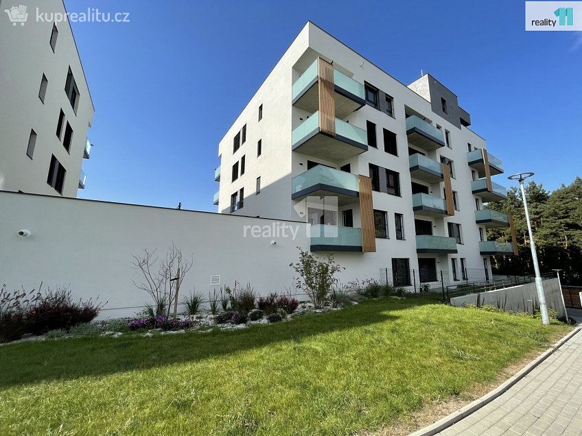 Prodej bytu 2+kk 113 m^2 Azzoniho, Praha 10 