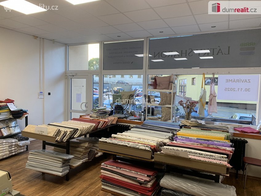 Pronájem  obchodních prostor 104 m^2 Havlíčkova, Beroun 
