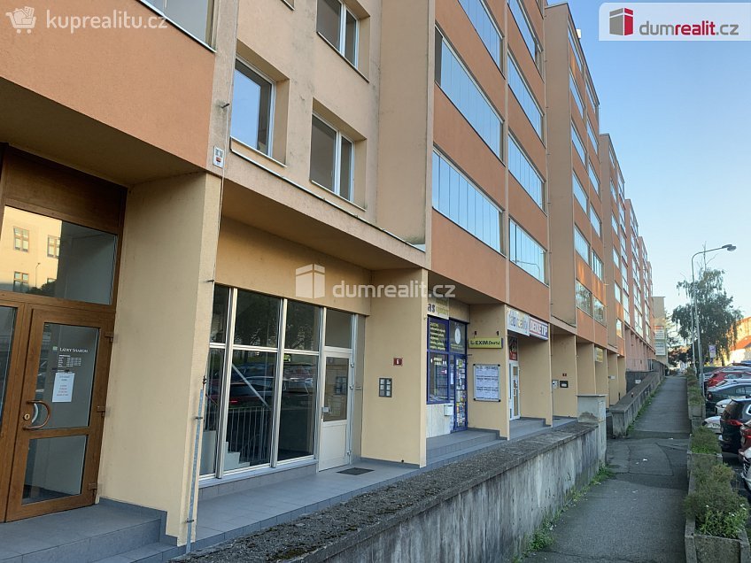 Pronájem  obchodních prostor 104 m^2 Havlíčkova, Beroun 