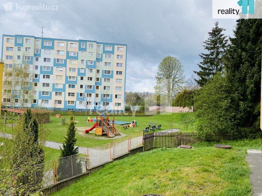 Pronájem bytu 3+1 70 m^2 Zhořelecká, Česká Lípa 