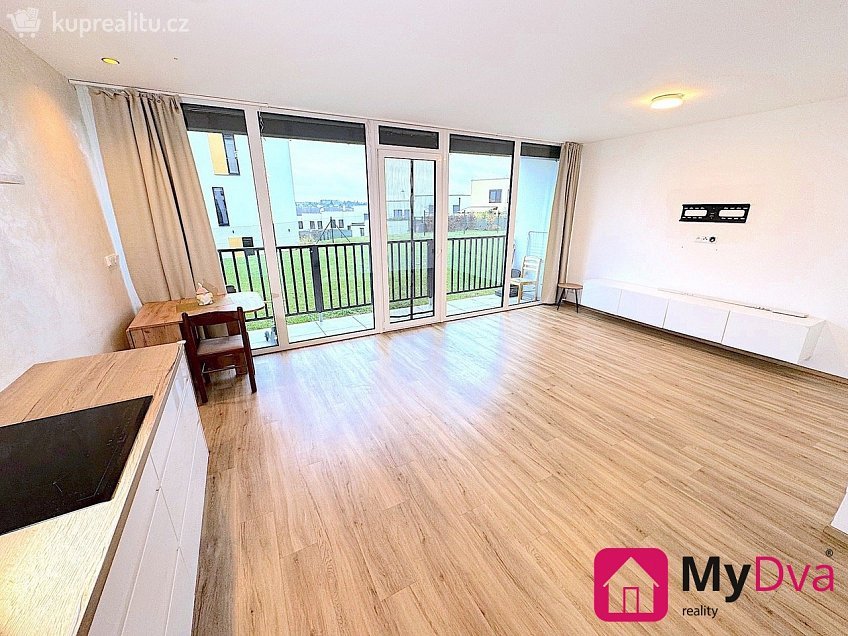 Pronájem bytu 2+kk 58 m^2 Havlíčkova, Havlíčkova Borová 