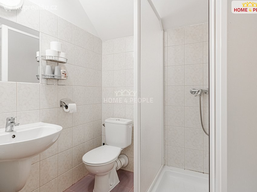 Prodej  restauračního zařízení 350 m^2 Nové Hamry, Nové Hamry 