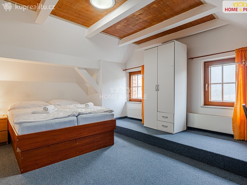 Prodej  restauračního zařízení 350 m^2 Nové Hamry, Nové Hamry 