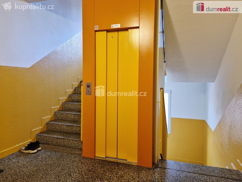 Pronájem bytu 3+1 52 m^2 Lhenická, České Budějovice 