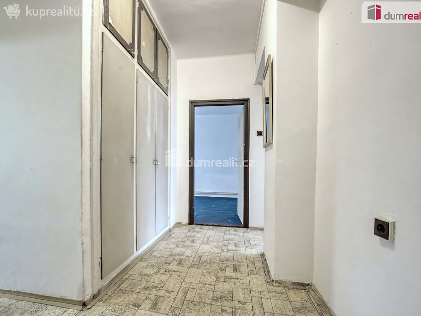 Prodej bytu 2+kk 53 m^2 U Zahrádek, Libiš 