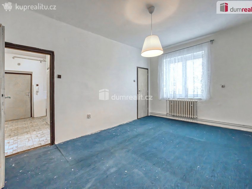 Prodej bytu 2+kk 53 m^2 U Zahrádek, Libiš 