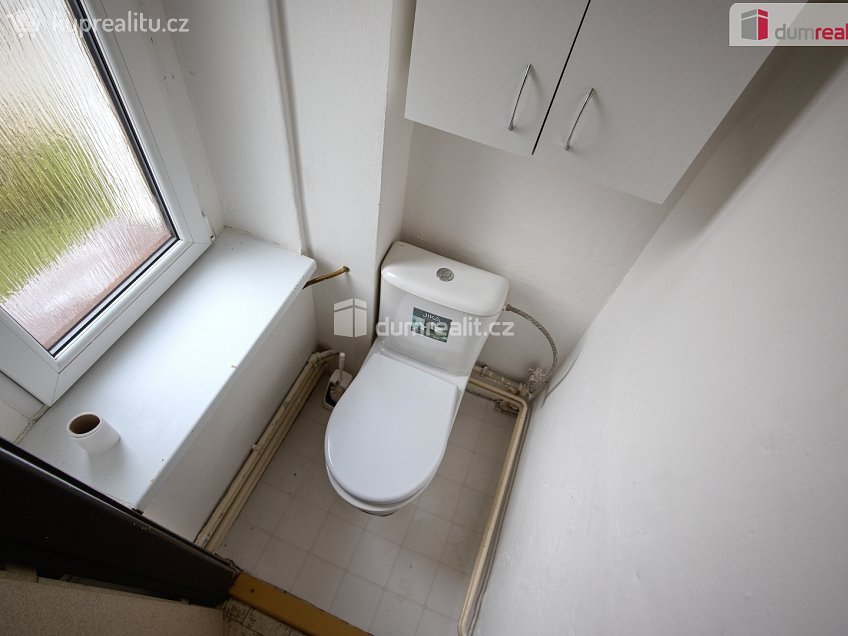 Prodej bytu 2+kk 53 m^2 U Zahrádek, Libiš 