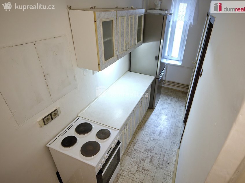 Prodej bytu 2+kk 53 m^2 U Zahrádek, Libiš 