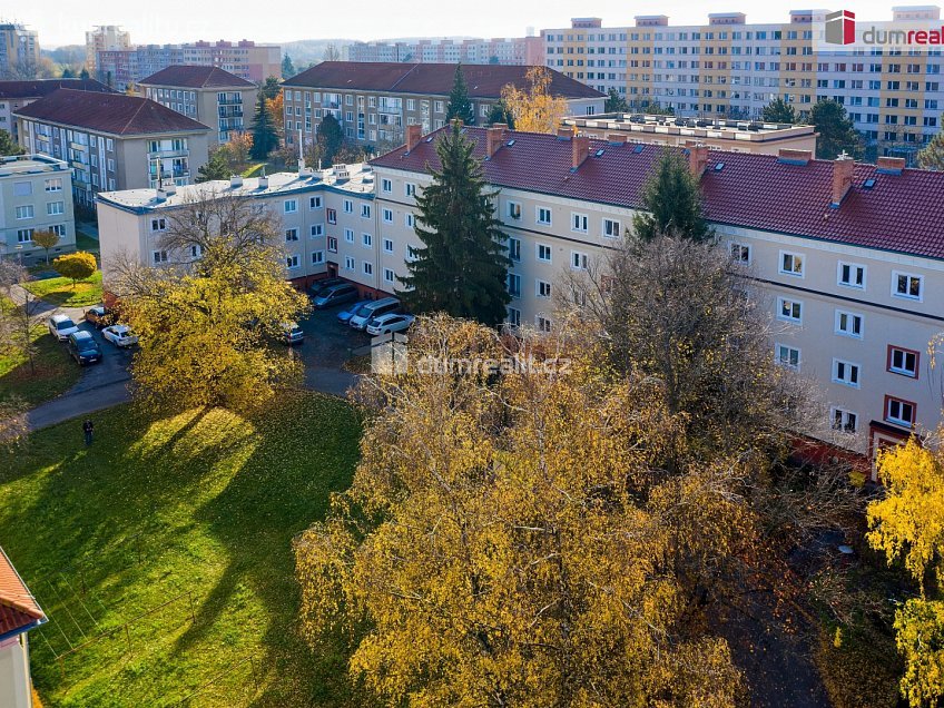 Prodej bytu 3+1 71 m^2 Za Obchody, Neratovice 