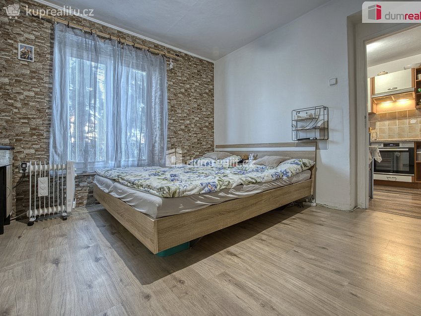 Prodej bytu 3+1 71 m^2 Za Obchody, Neratovice 