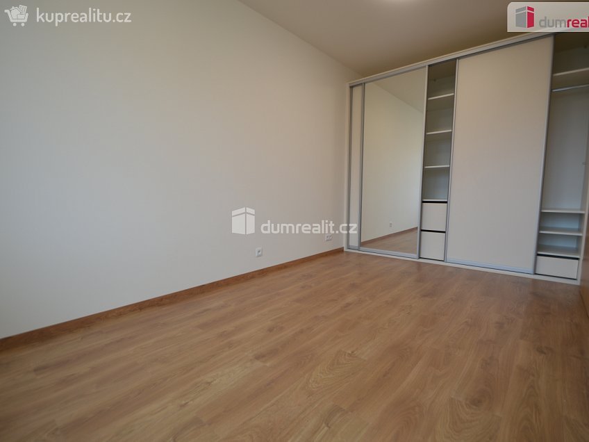 Pronájem bytu 2+kk 56 m^2 K metru, Praha-Zličín 