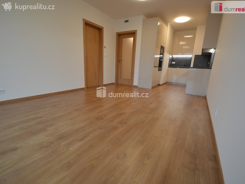 Pronájem bytu 2+kk 56 m^2 K metru, Praha-Zličín 