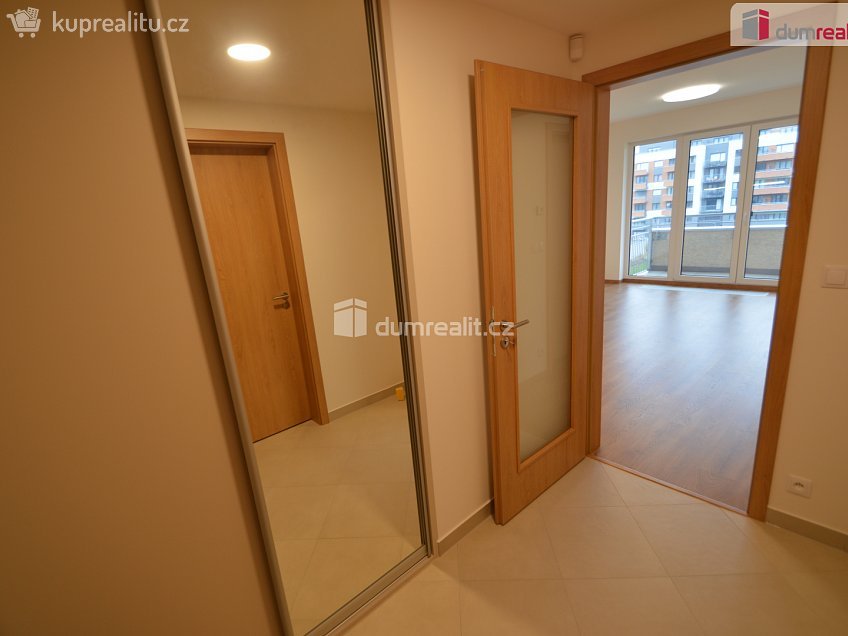 Pronájem bytu 2+kk 56 m^2 K metru, Praha-Zličín 