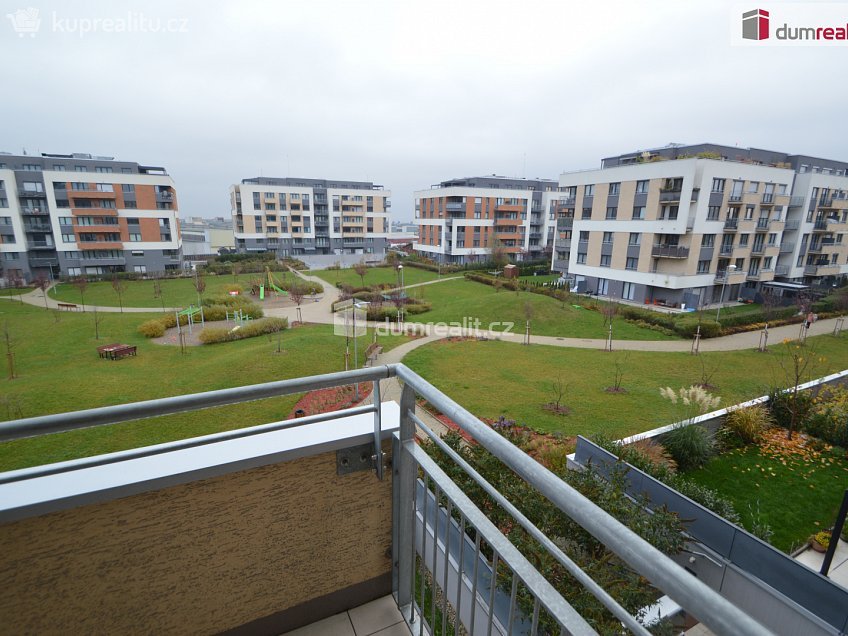 Pronájem bytu 2+kk 56 m^2 K metru, Praha-Zličín 