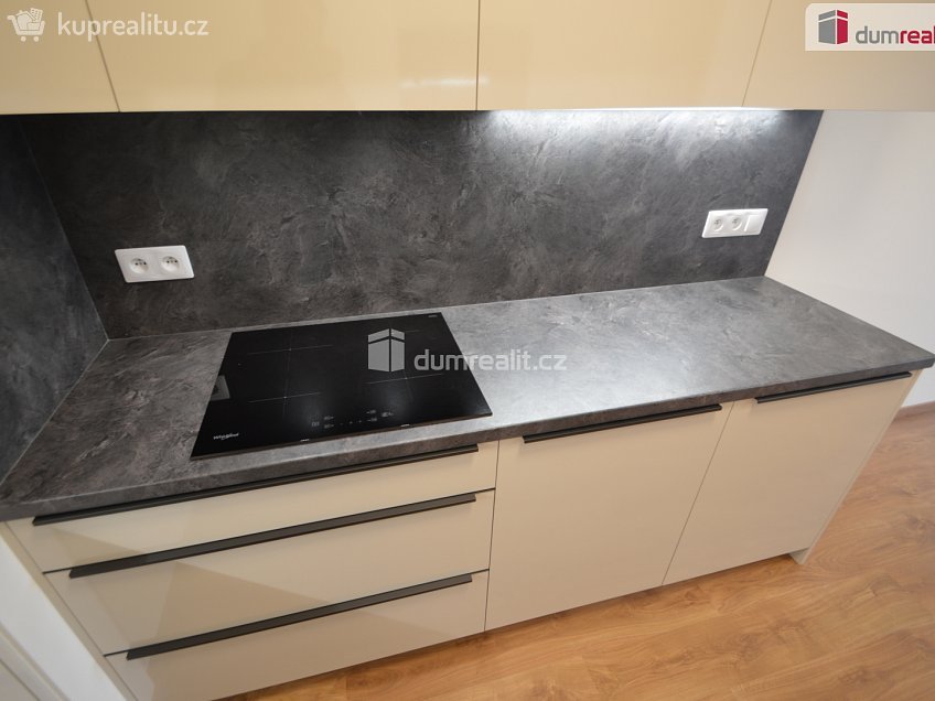 Pronájem bytu 2+kk 56 m^2 K metru, Praha-Zličín 