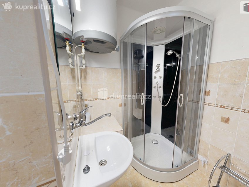 Pronájem bytu 2+1 59 m^2 Otická, Opava 