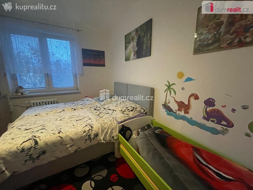 Pronájem bytu 3+1 63 m^2 náměstí Republiky, Opava 