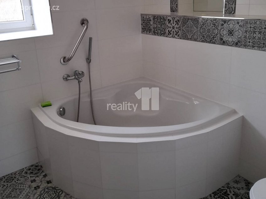 Pronájem bytu 2+kk 100 m^2 Beřovice, Beřovice 