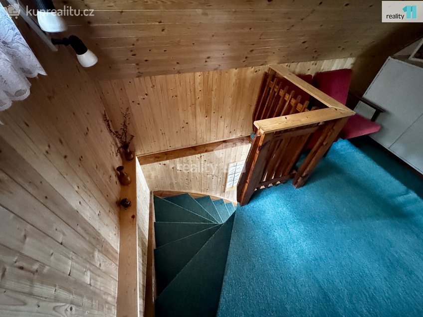 Prodej  chaty 130 m^2 Pňovany, Pňovany 