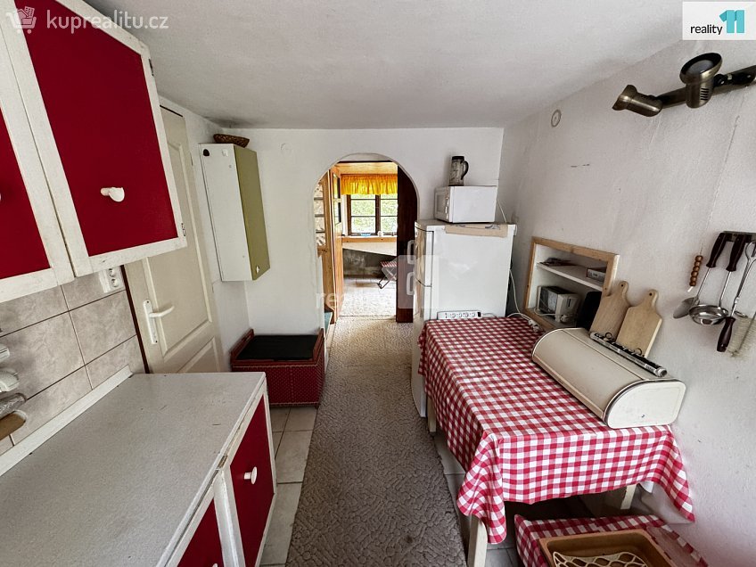 Prodej  chaty 130 m^2 Pňovany, Pňovany 