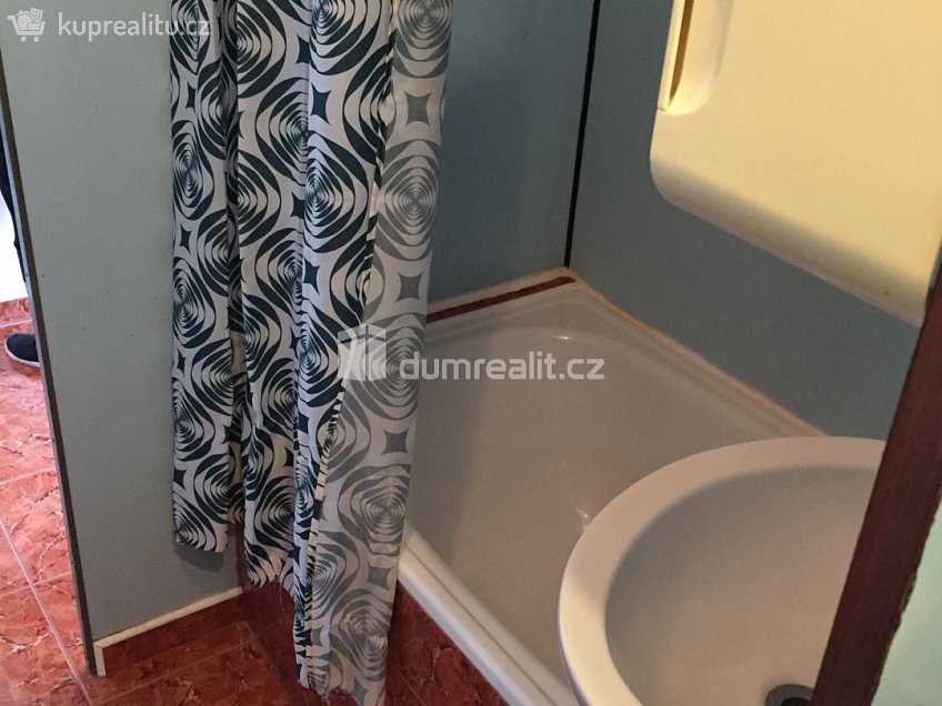 Pronájem bytu 1+1 29 m^2 Plavební, Děčín 