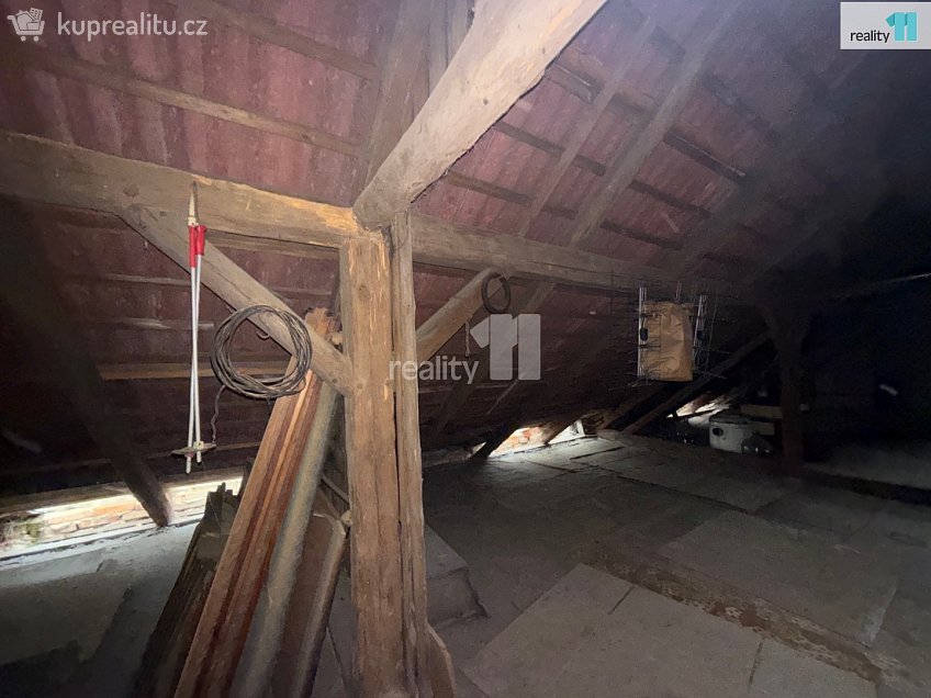 Prodej  rodinného domu 179 m^2 Radnice, Radnice 