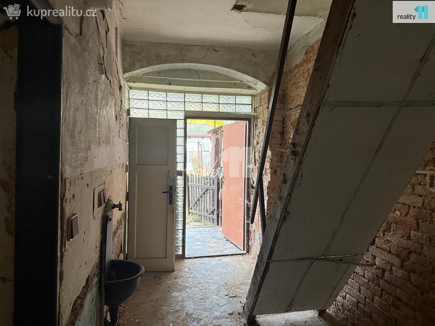 Prodej  rodinného domu 179 m^2 Radnice, Radnice 