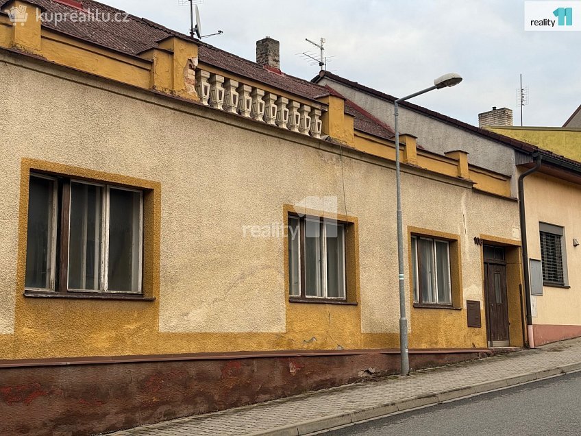 Prodej  rodinného domu 179 m^2 Radnice, Radnice 