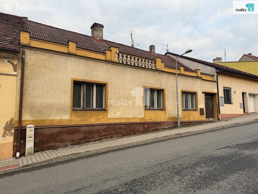 Prodej  rodinného domu 179 m^2 Radnice, Radnice 