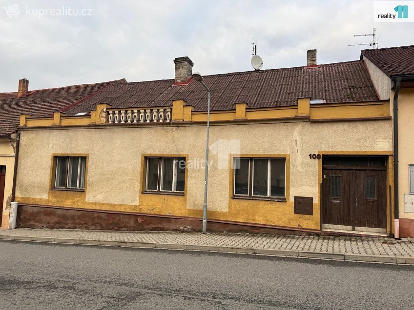 Prodej  rodinného domu 179 m^2 Radnice, Radnice 