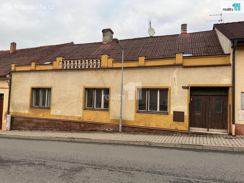 Prodej  rodinného domu 179 m^2 Radnice, Radnice 