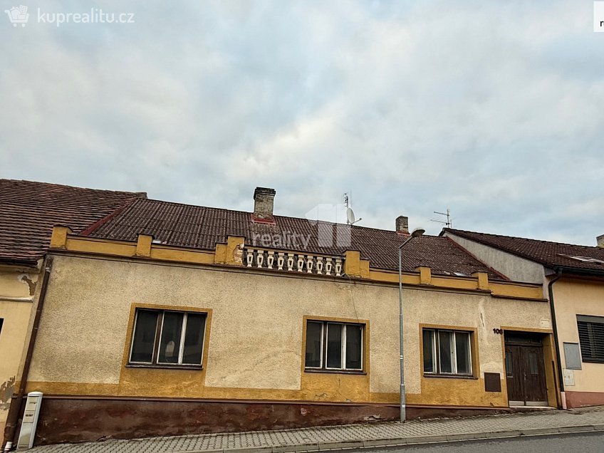 Prodej  rodinného domu 179 m^2 Radnice, Radnice 