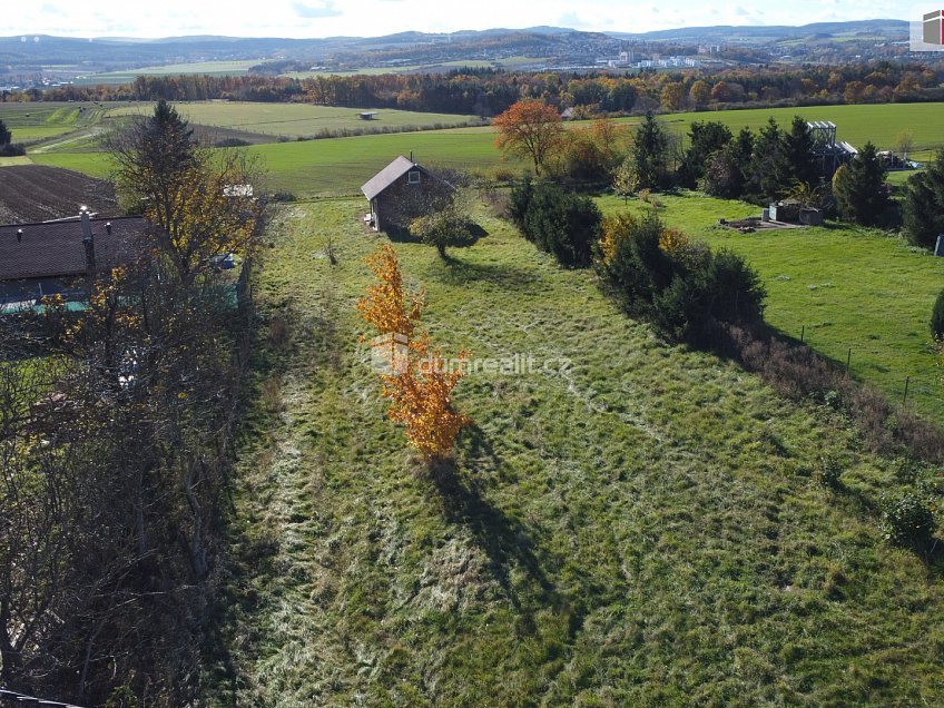 Prodej  stavebního pozemku 981 m^2 Lochovice, Lochovice 
