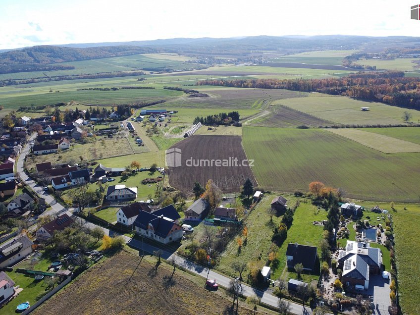 Prodej  stavebního pozemku 981 m^2 Lochovice, Lochovice 