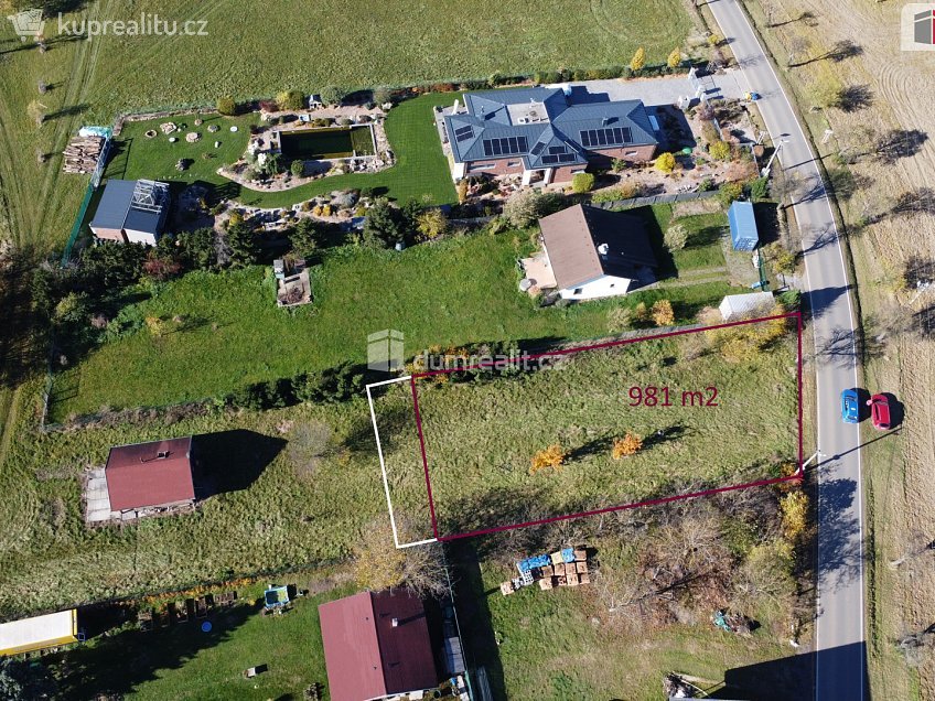 Prodej  stavebního pozemku 981 m^2 Lochovice, Lochovice 