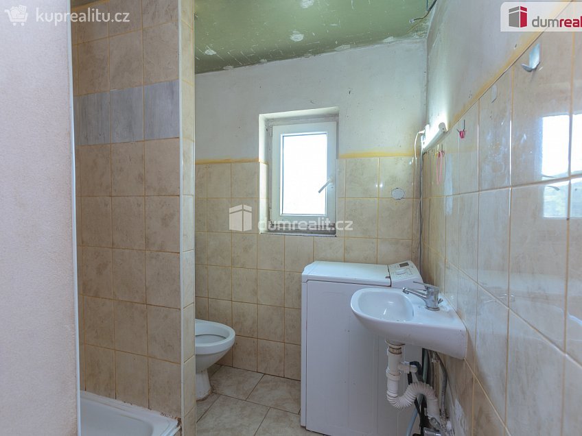 Prodej  činžovního domu 360 m^2 5. května, Králův Dvůr 