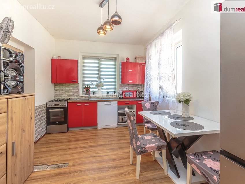 Prodej  činžovního domu 360 m^2 5. května, Králův Dvůr 