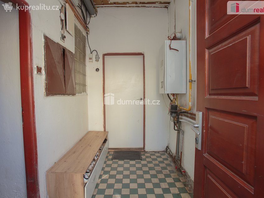 Prodej  činžovního domu 360 m^2 5. května, Králův Dvůr 