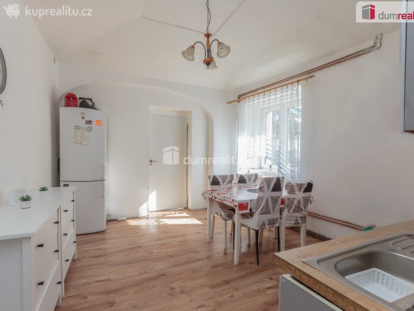 Prodej  činžovního domu 360 m^2 5. května, Králův Dvůr 