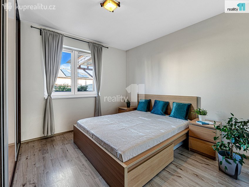 Prodej  rodinného domu 98 m^2 Slunečná, Veliká Ves 