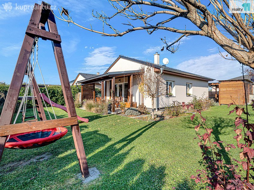 Prodej  rodinného domu 98 m^2 Slunečná, Veliká Ves 